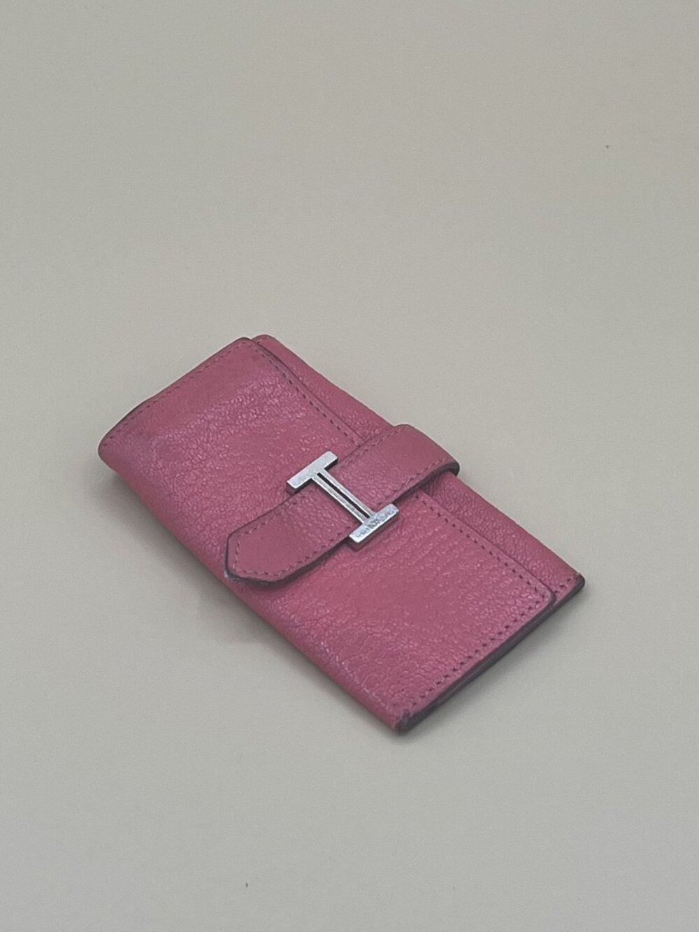 Hermes Bearn Key Case Holder Pink Rose Epsom Leather Silver H Clasp Made in Fran